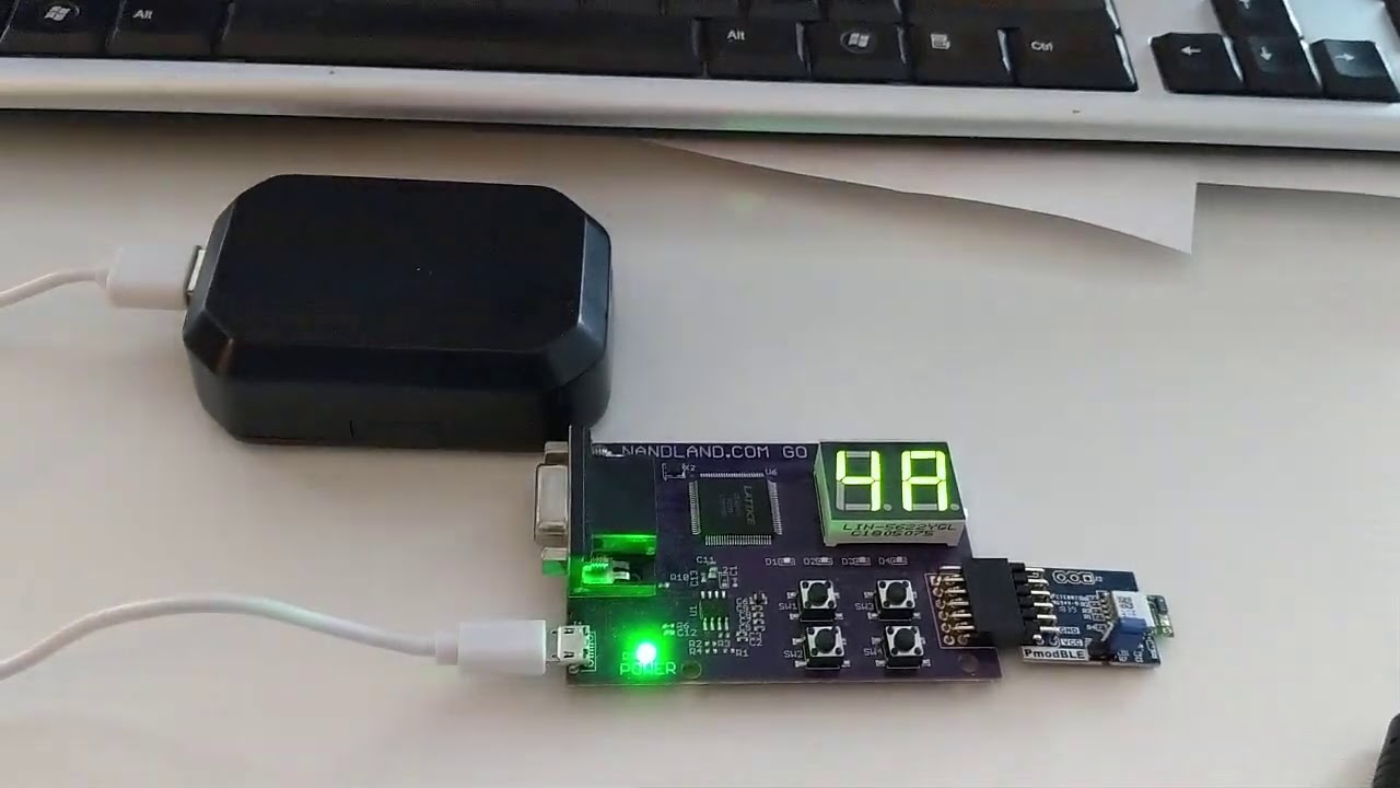 Демонстрация взаимодействия ПЛИС по Bluetooth. Отправка/приём данных ASCII, создание прозрачного ...