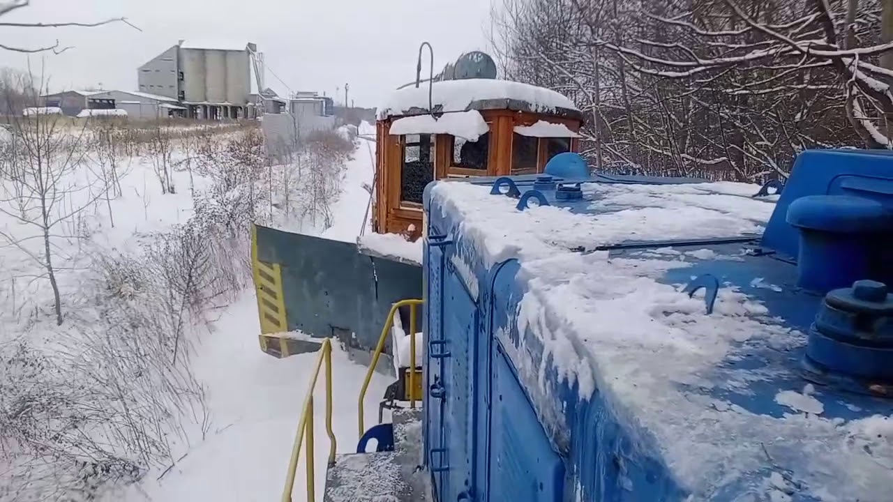 Снегоочиститель ЦУМЗ и тепловоз ТГМ23