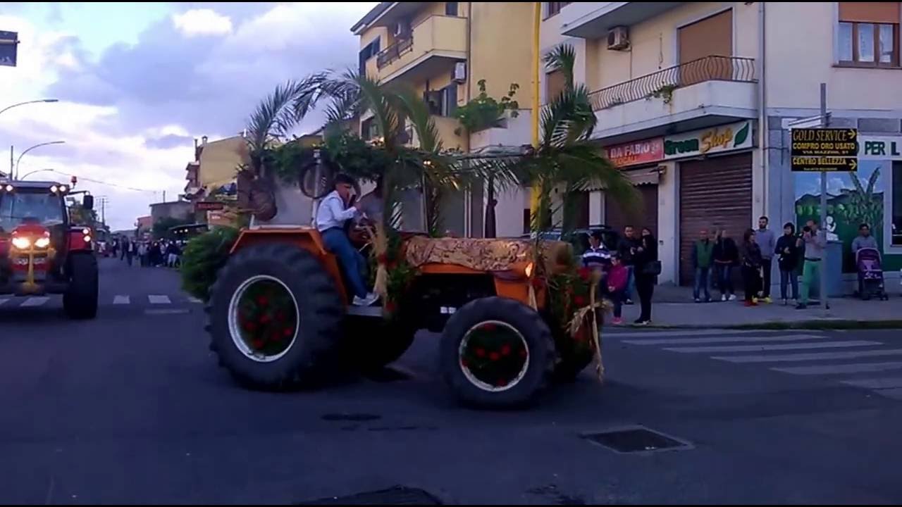 Sant'Isidoro 2016, la sfilata delle 