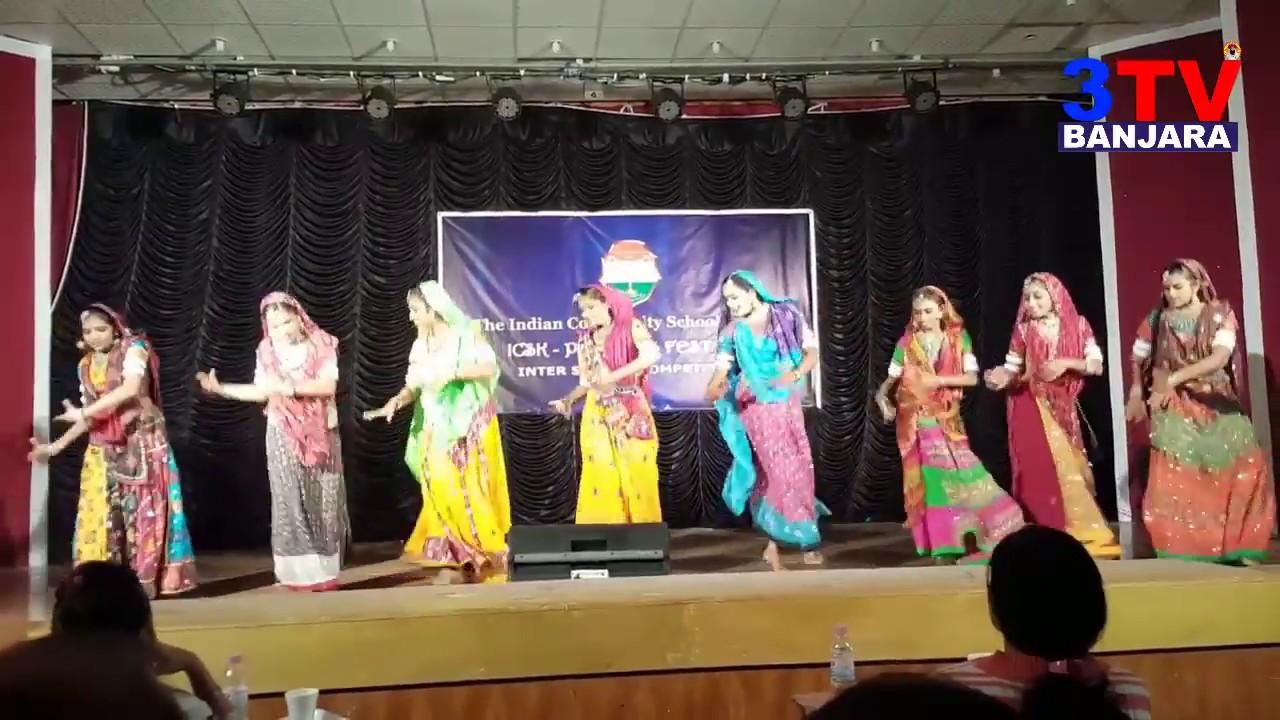 College Girls Super Dance on Banjara Song 