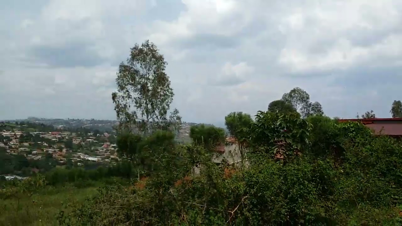AHA N'IKUKIRANGUZO PE UBUSO500SQM KURI25M KICUKIRO.0781810992
