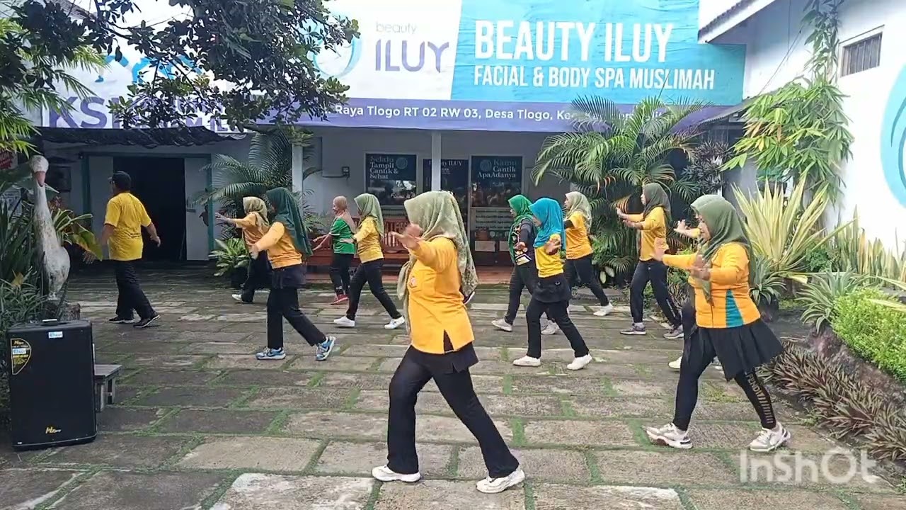 DC LAYANG LAYANG Line Dance bersama Komunitas Senam Iluy #linedance #senam #kreasi #viral