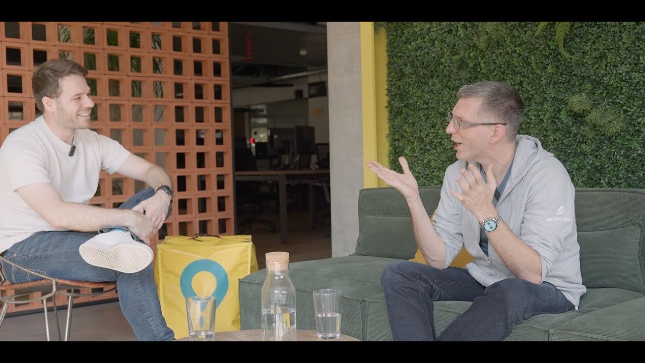 Подкаст Glovo Tech. Эпизод 2, Масштабирование глобальных технологий с Бенджамином Манном, техниче...