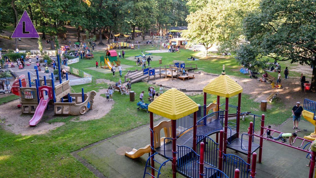 Fotoboek met 75 jaar herinneringen aan Speeltuin Kitskensberg Roermond