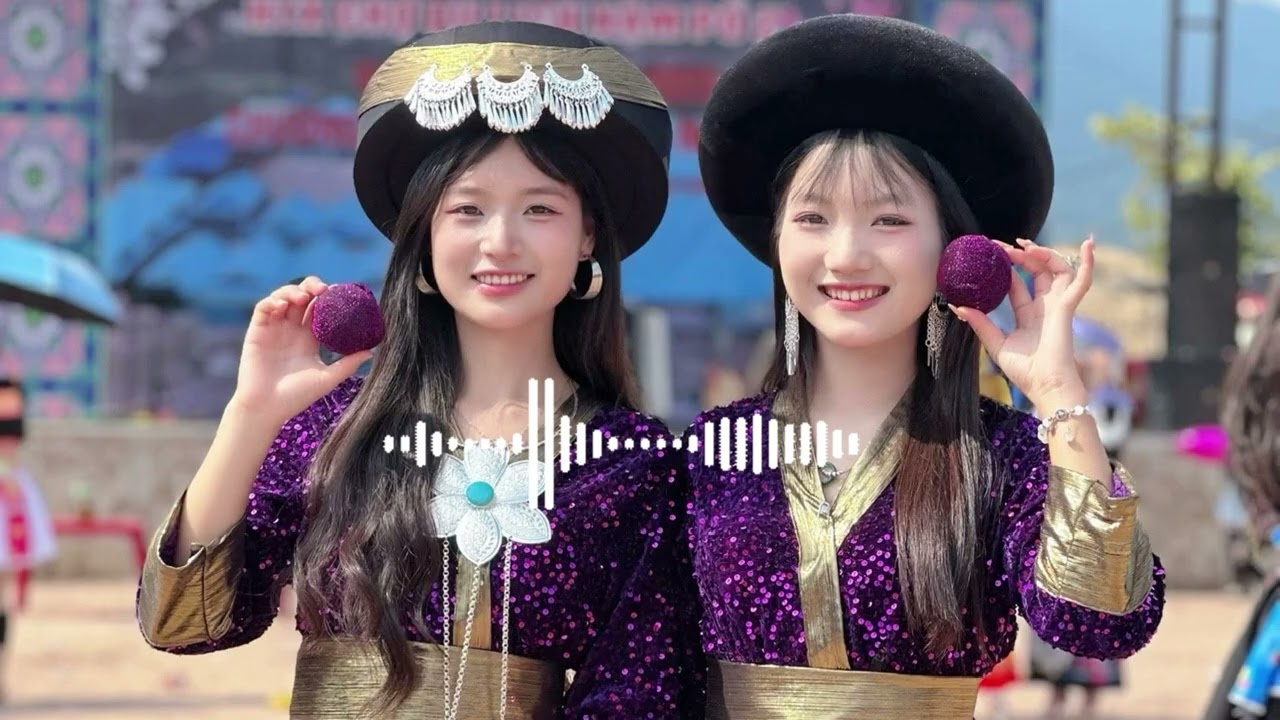 Paj Muaj Pos-Nkauj Lig Hawj-Cover 