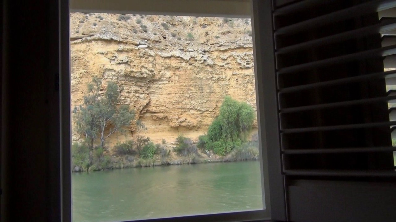 Murray Princess (clip 3) - accommodation