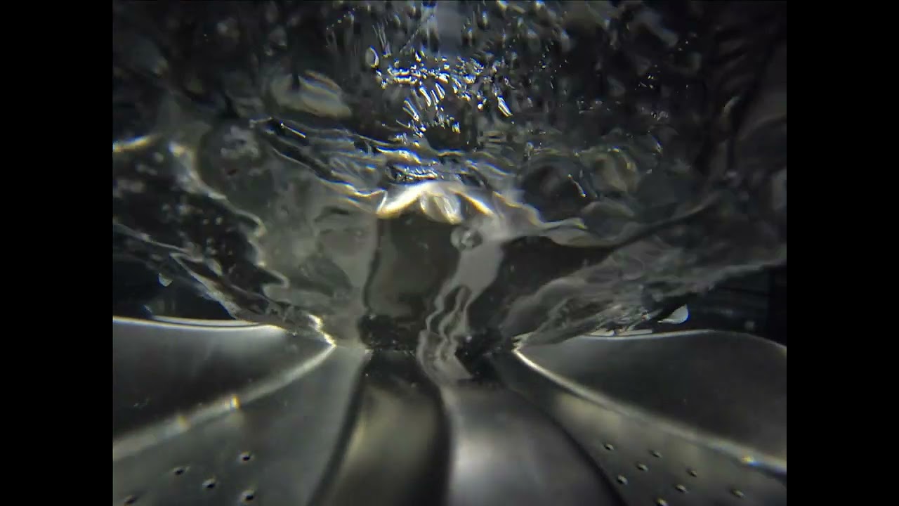 고프로9 LG 통돌이 세탁기 20kg 물속에서 작동영상 2 [ GoPro 9 ] LG Top Loader Washer 20kg in water operation video 2
