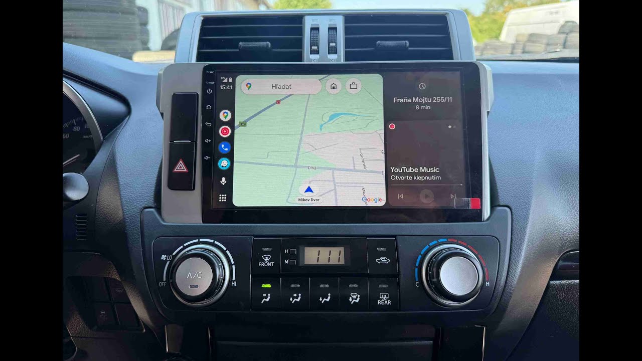 Toyota Land Rover removal radio whith CarPlay