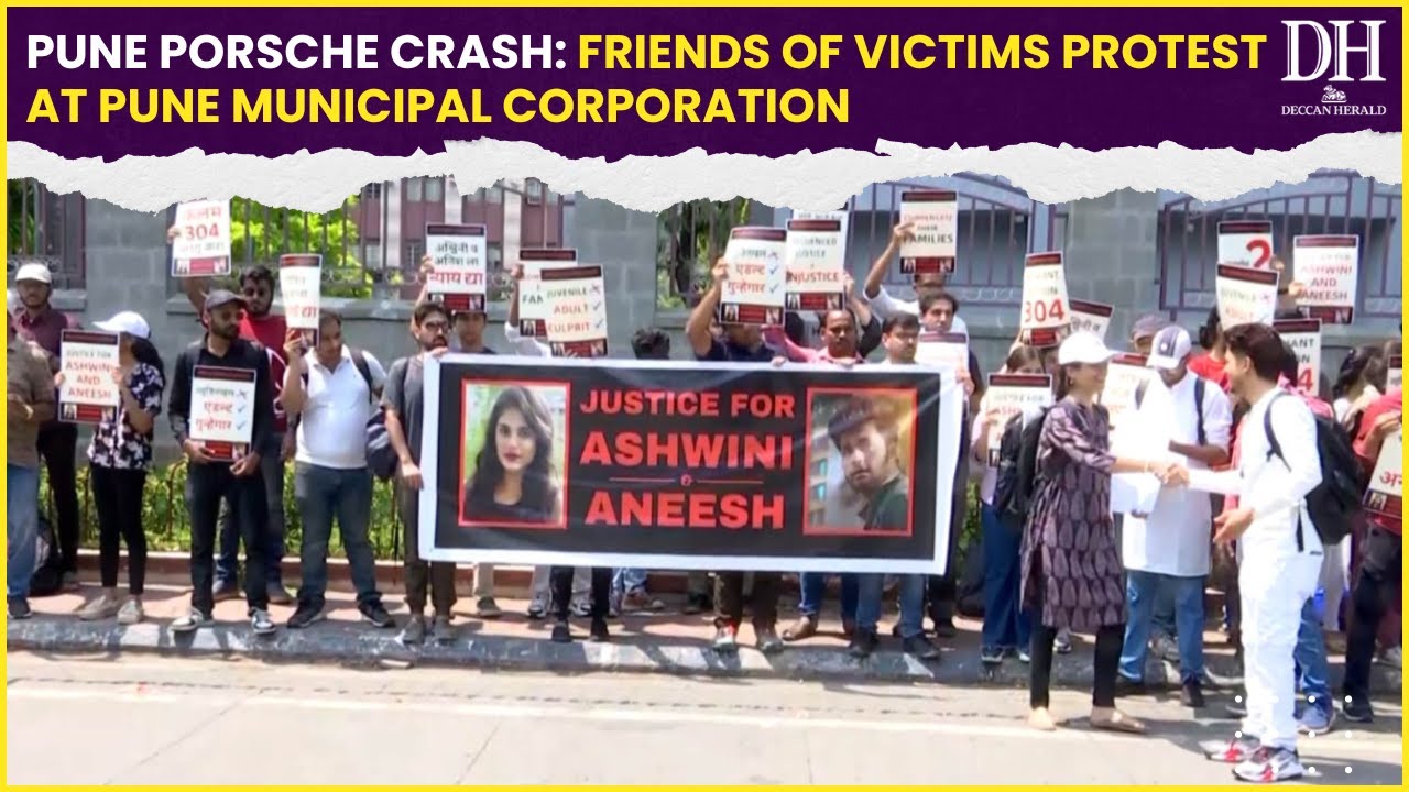 Pune Porsche Crash: Friends of victims hold protest in front of Pune Municipal Corporation