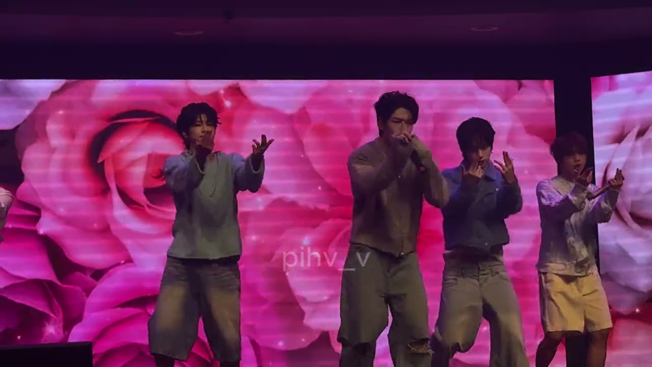 260214 | Younite Love Type : 1 of 9
