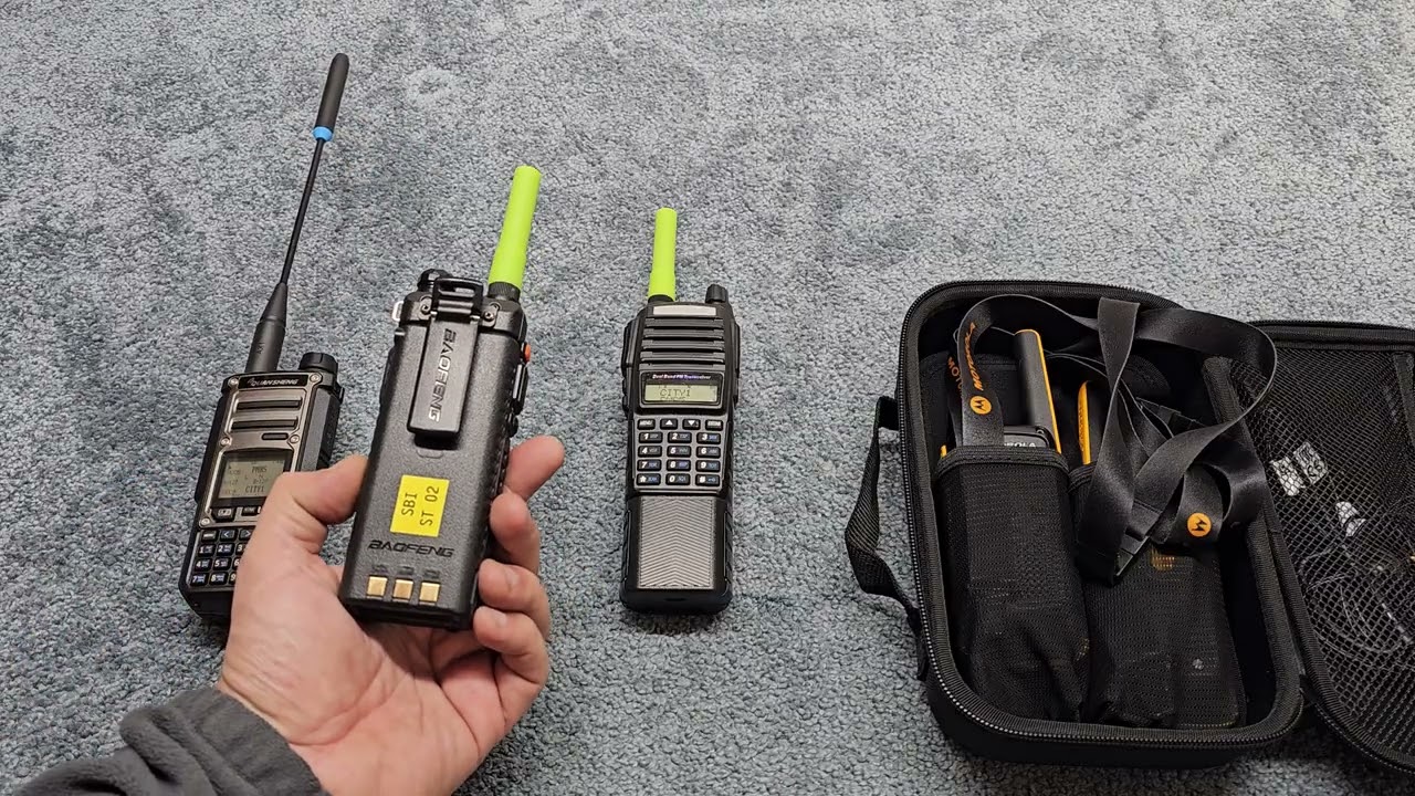 Ce statii de emisie receptie folositi pe santier?Motorola?Baofeng?