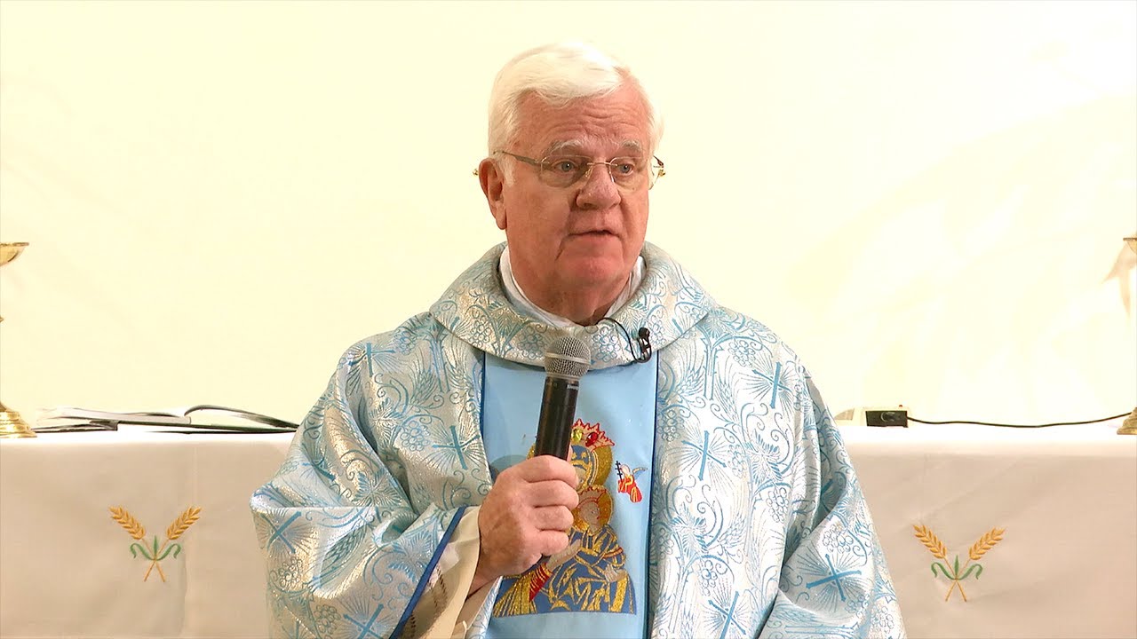 Our Lady Queen of Heaven: Homily by Fr Michael Jarmulowicz. A Day With Mary