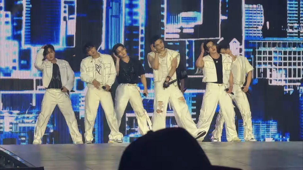 Stray Kids S-Class Dominate Toronto 062925