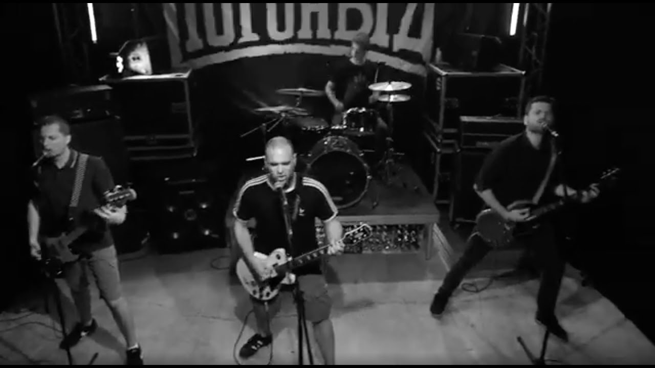 POGONBGD - OBIČAN ČOVEK [TROSTRUKI PRELOM]