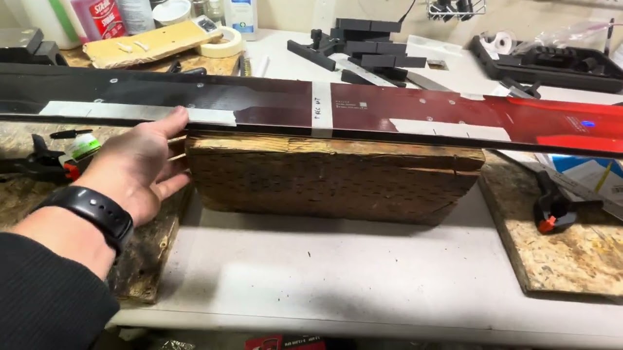 Mounting skis using MottN's 3D-printed binding-mounting drill jig