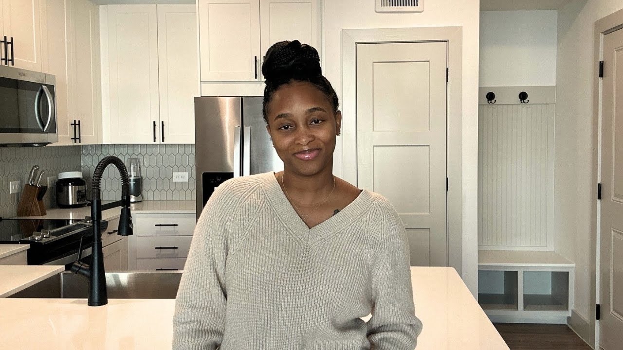 Living alone in my new apartment(reset day, Matcha, and furniture shopping)☁️