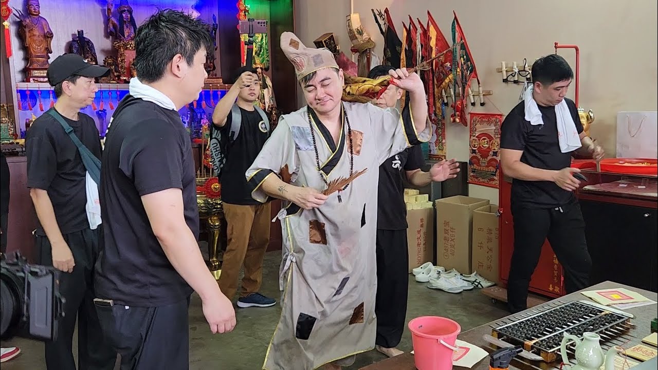 嶽封白陰殿濟公活佛出巡敬香 Yue Feng Bai Yin Dian Temple Yew Keng Ceremony 09/03/24