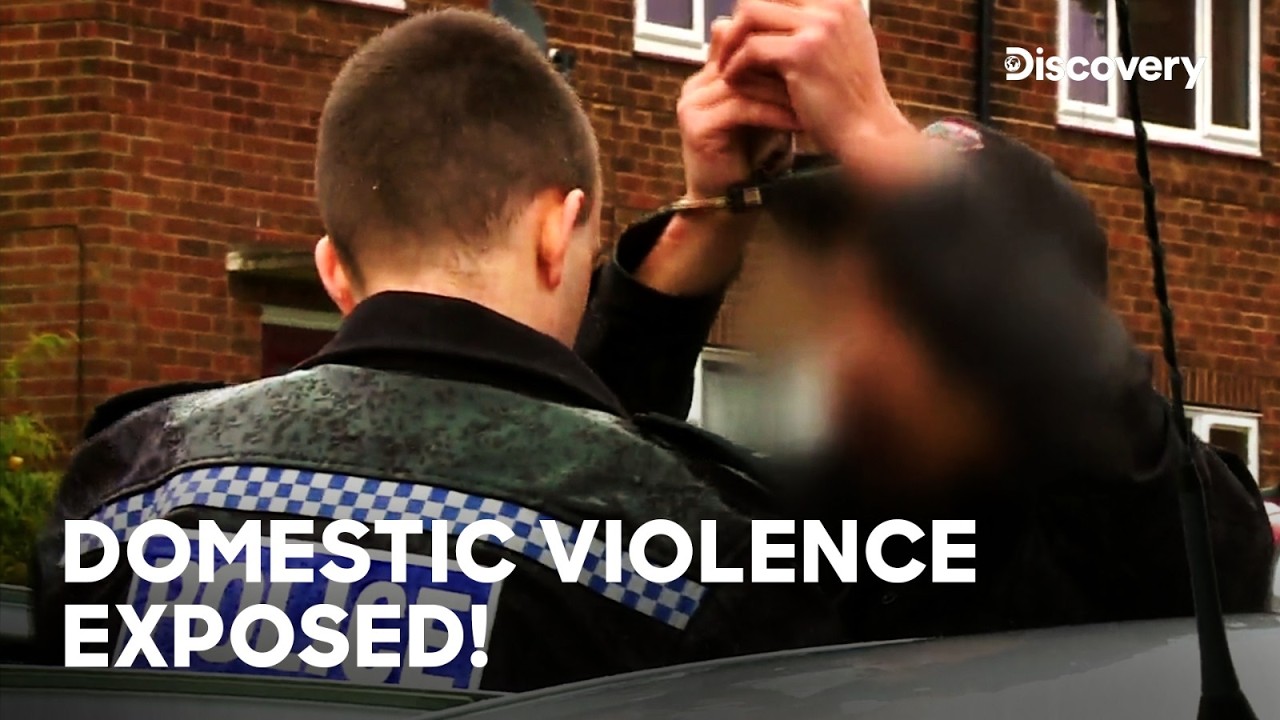 Fearful Victim Faces Aggressive Women! | Body Cam | Full Episode | Discovery Channel
