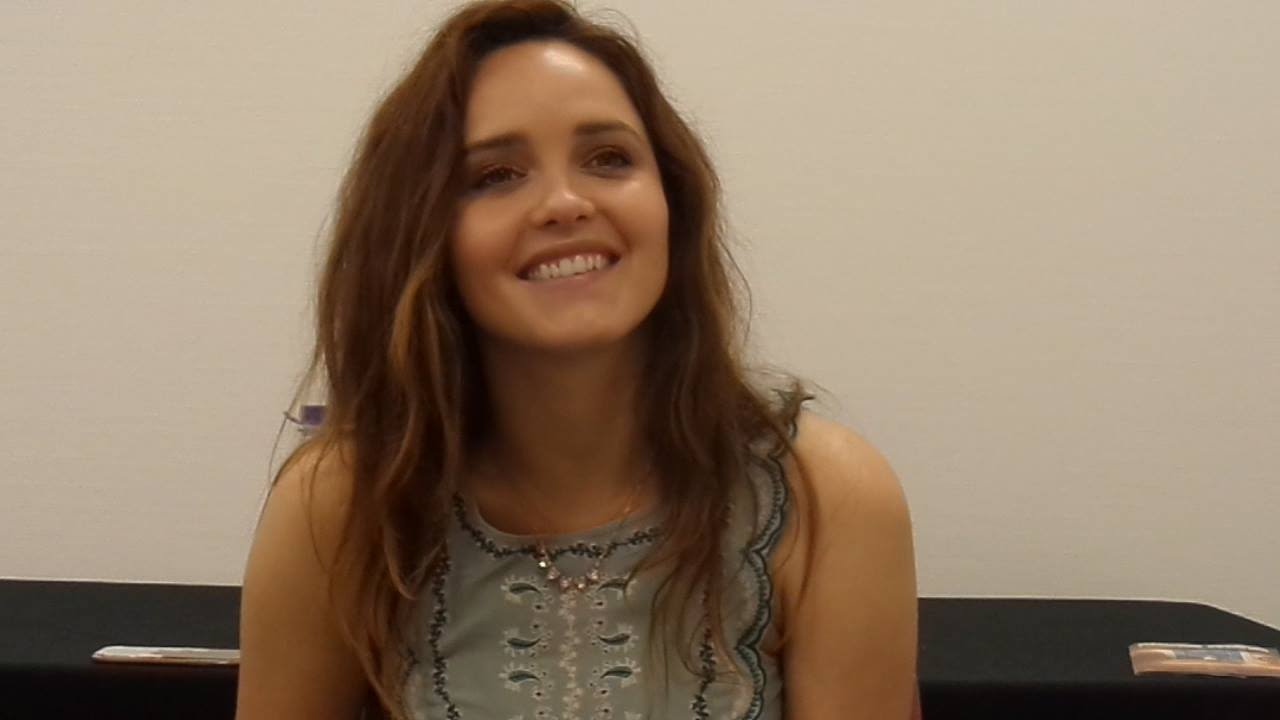 MCM Hannover 16 Special "The Originals" Interview with Rebecca Breeds alias Aurora