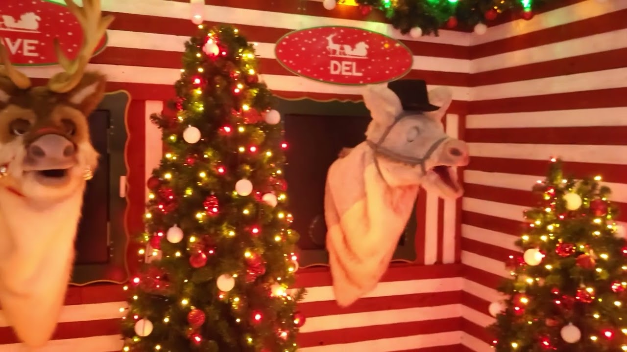 Dave and Del the singing ANIMATRONIC reindeers