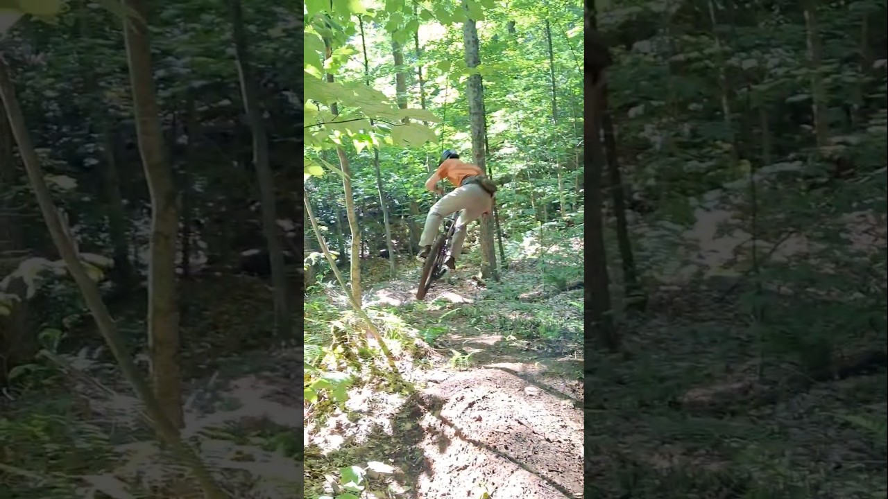 Black Rhombus Enduro At the ST Albans Town Forest.Yung MaRc shredding! 