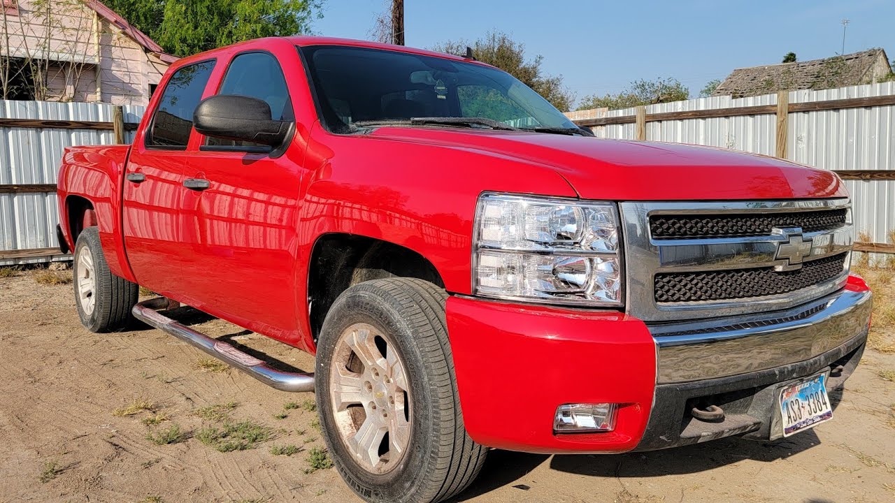 Outside Only Paintjob on a Silverado