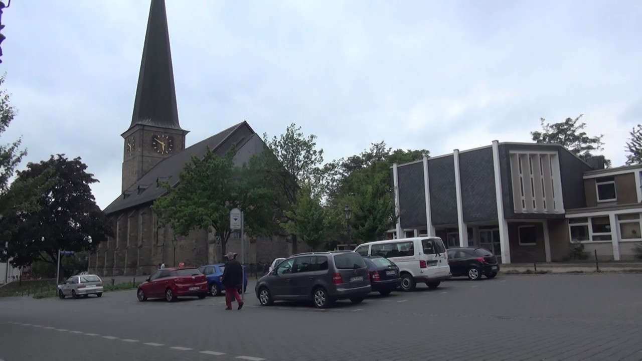 STADTKIRCHEN GELAUTE KIRCHENHUEGEL MUELHEIM ad RUHR