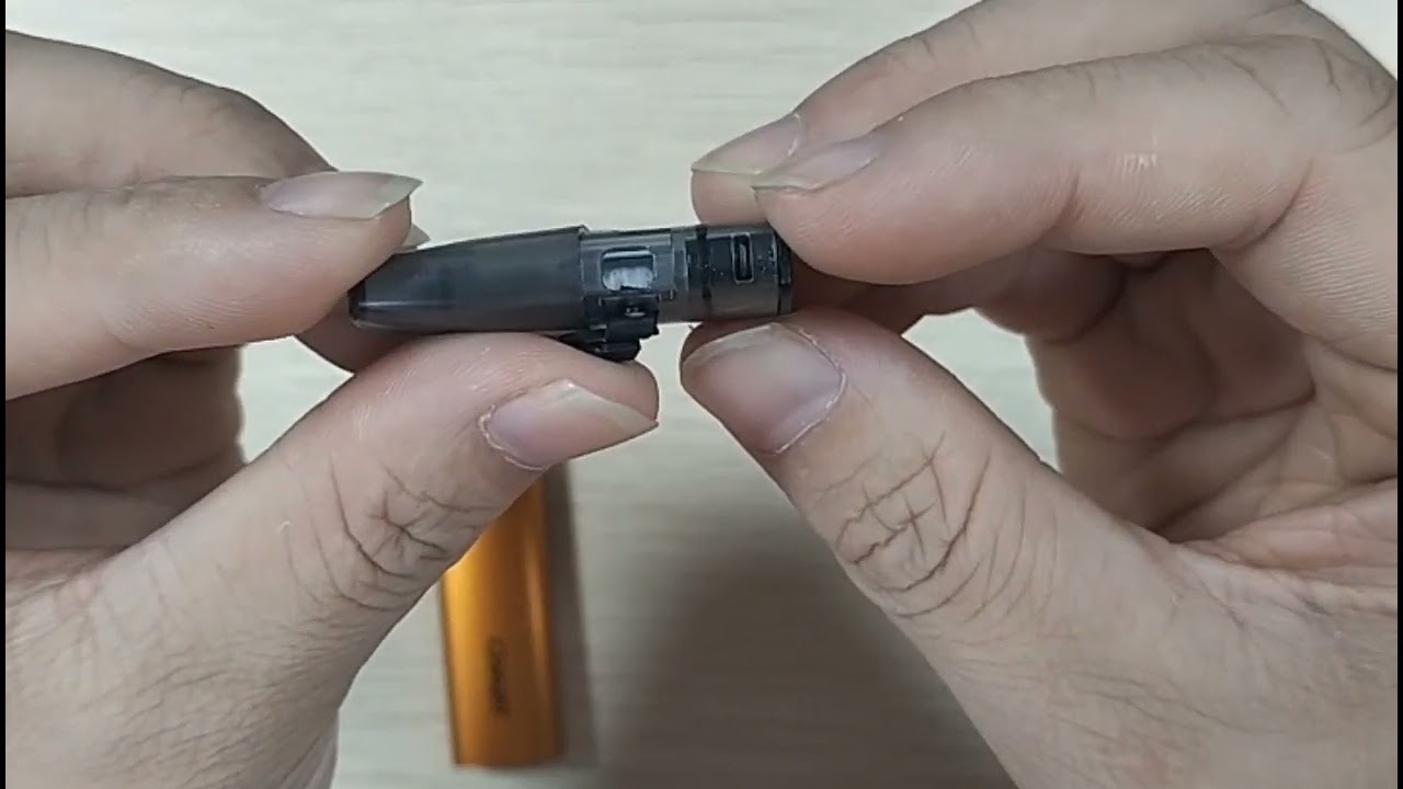 CRAVAT Pod System by Uwell