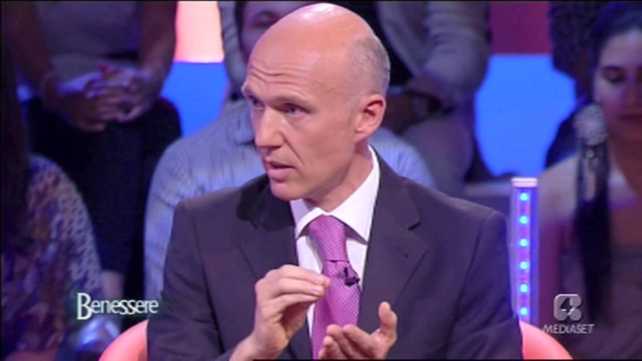 Chirurgia Plastica Estetica Prof. Mario Dini Intervento Televisivo su Mastoplastica Additiva