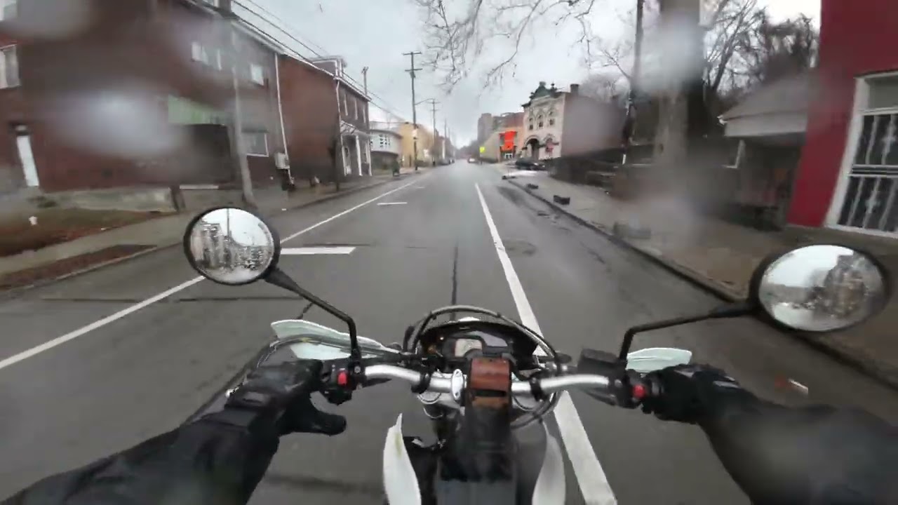 [Motorcycle POV] Rainy Morning Commute - 2007 BMW G650 X Challenge