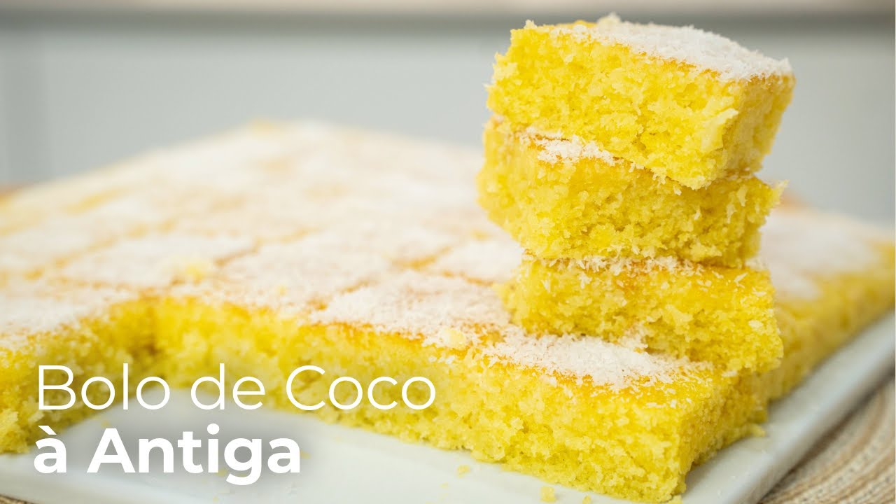 Bolo de Coco à Moda Antiga (no Tabuleiro) Húmido e Fofo! 🍰