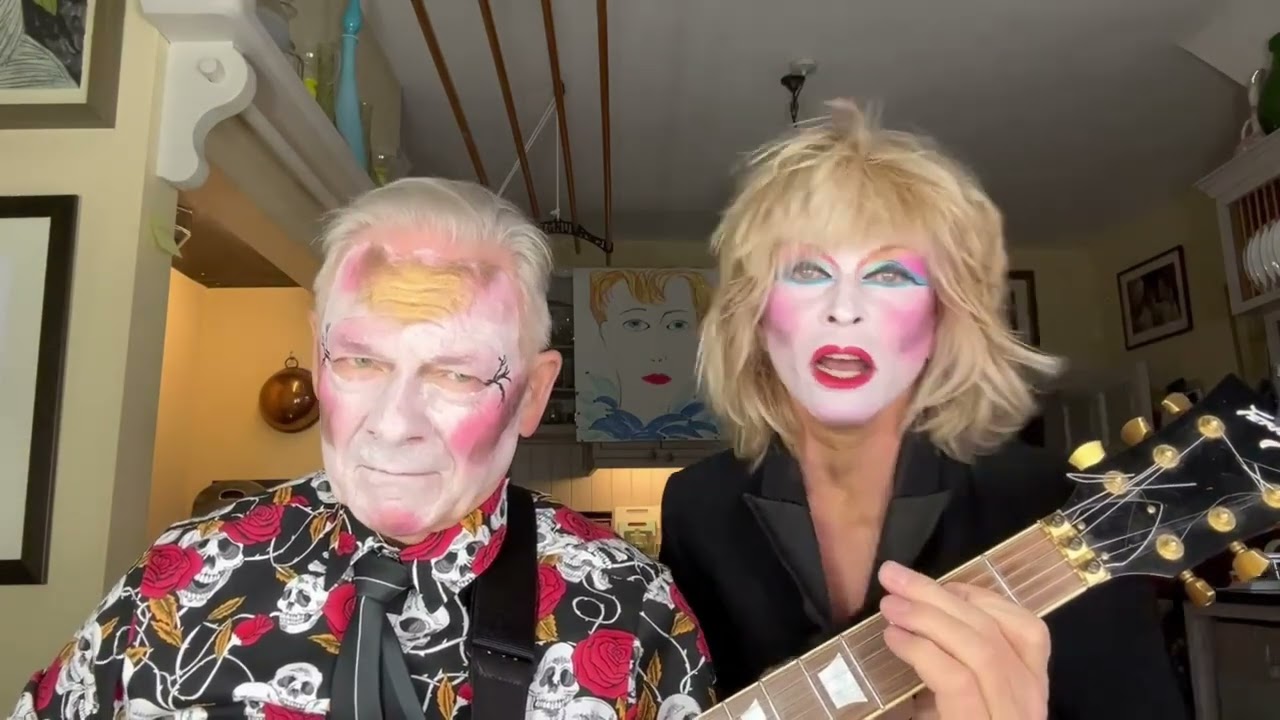 Toyah & Robert's Sunday Lunch - Scary Monsters (and Super Creeps)