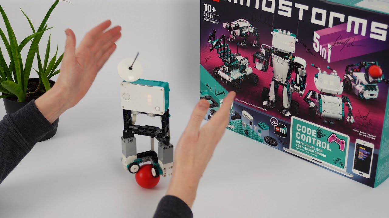 This Lego robot can balance on a ball