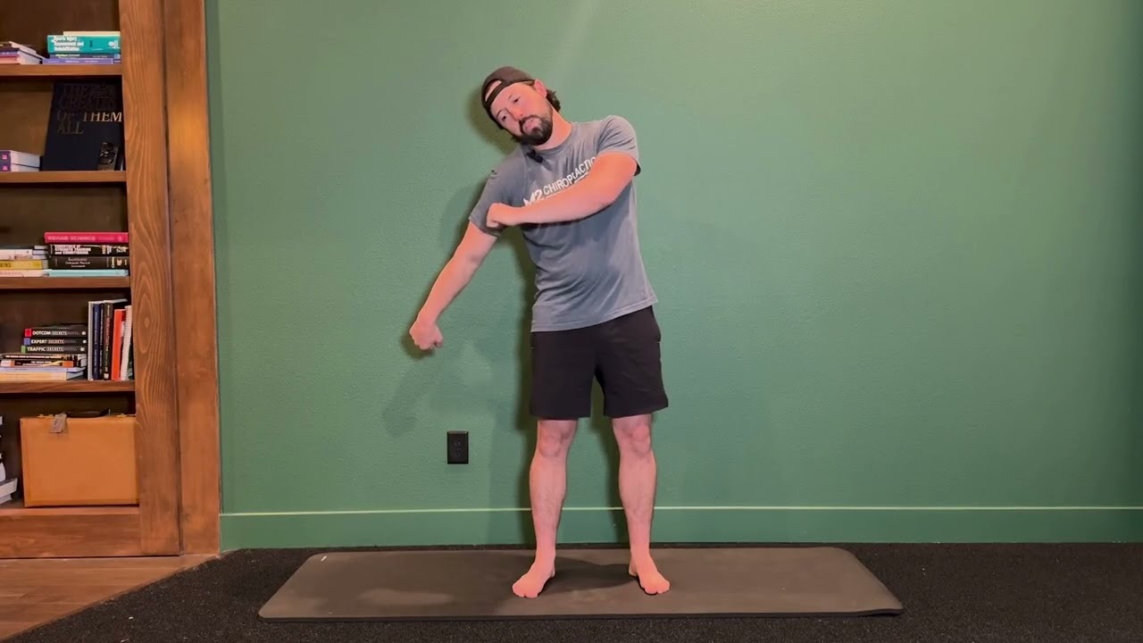 4 Types of Hand Numbness Explained (and the Exercises I Give My Patients)