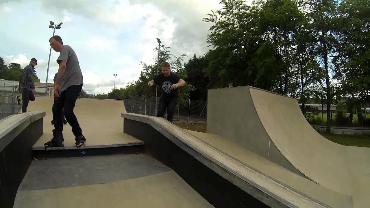Tiverton Skatepark Blade Session