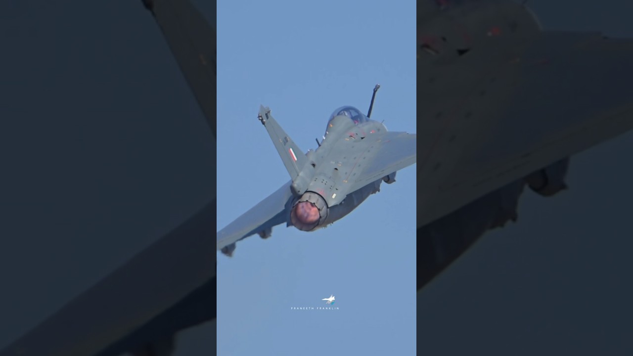 Stunning takeoff & bank of Tejas Mk1A! 🇮🇳 #tejas #mk1A #praneethfranklin #nikon #indianairforce