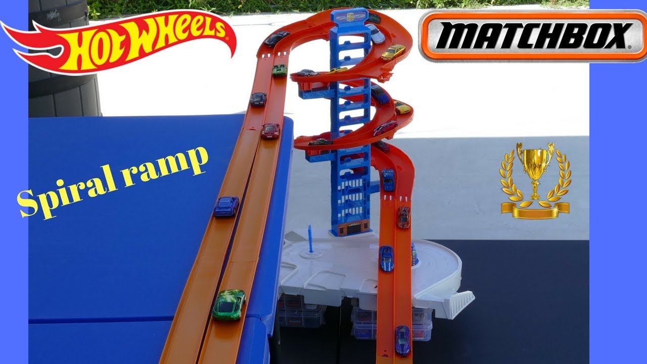 Hot Wheels vs Matchbox spiral ramp epic tournament race