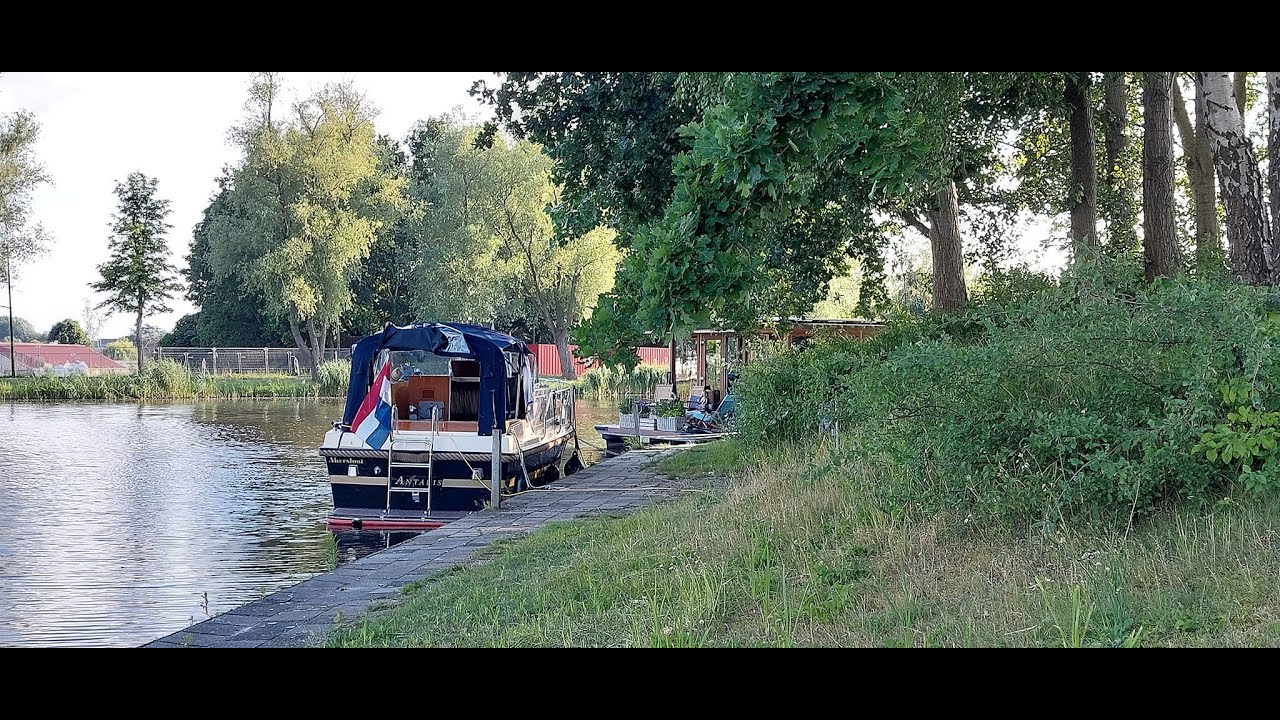 Vera en George wonen en leven op een houseboot