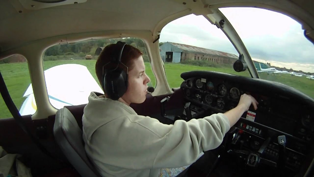 GoPro Flying HD - Flying Piper Cherokee