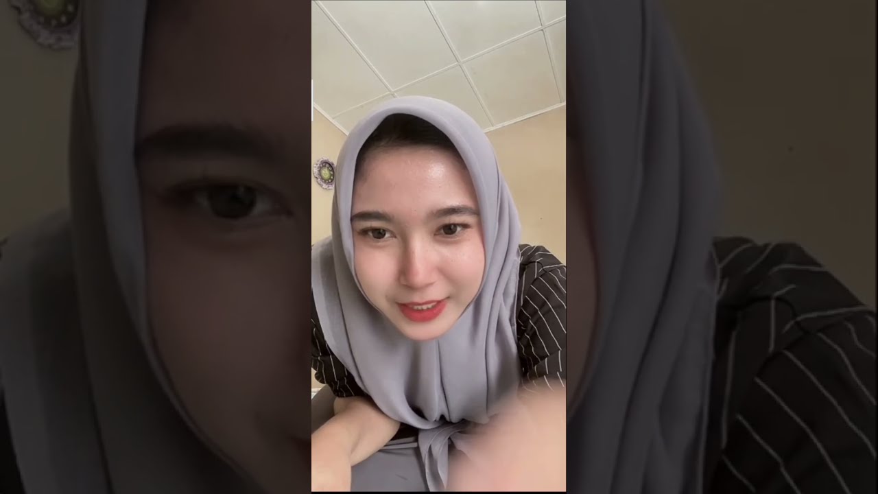 bunda er lagi ngasuh ponakan eh keliatan blunder dikit bund 😘👍😋