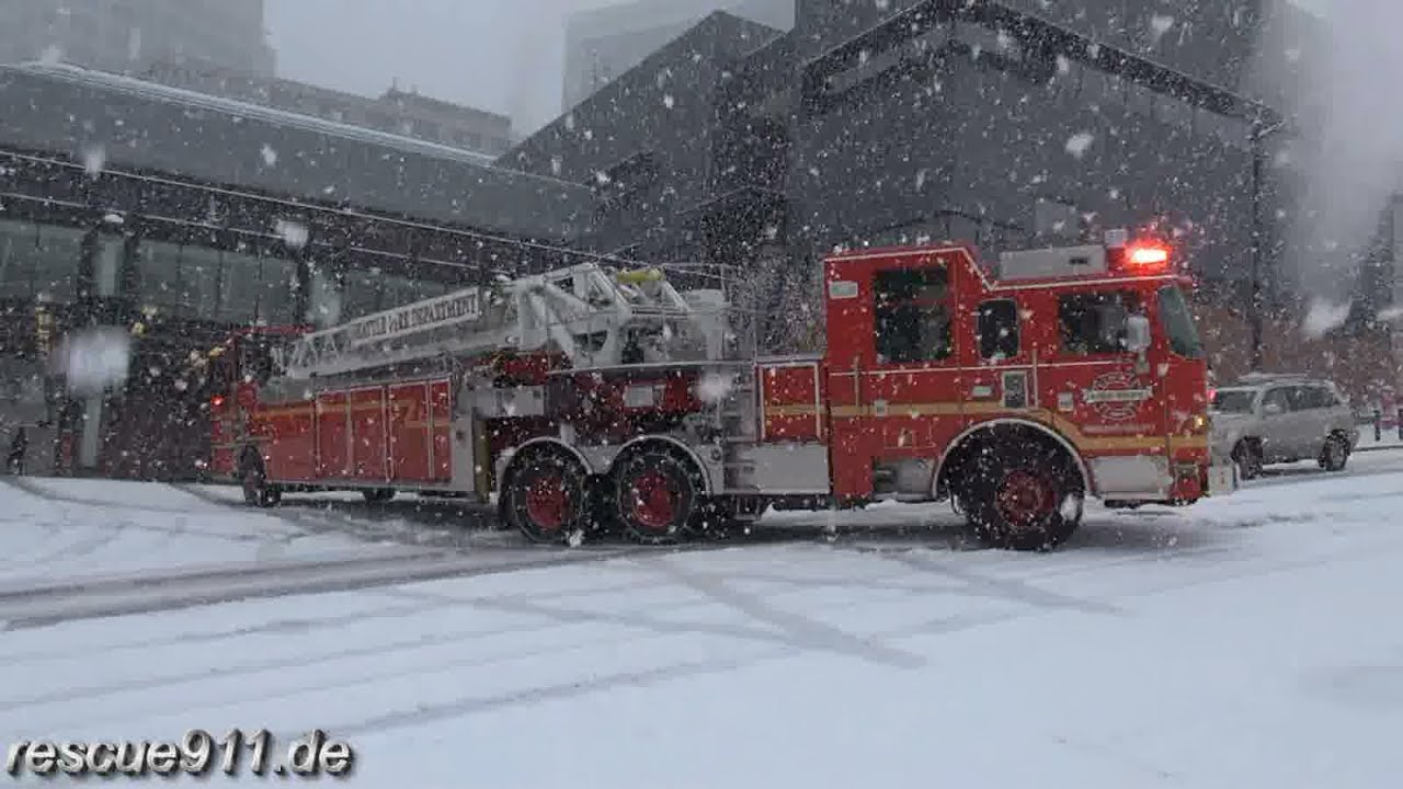 Engine 10 + Ladder 1 Seattle Fire Department