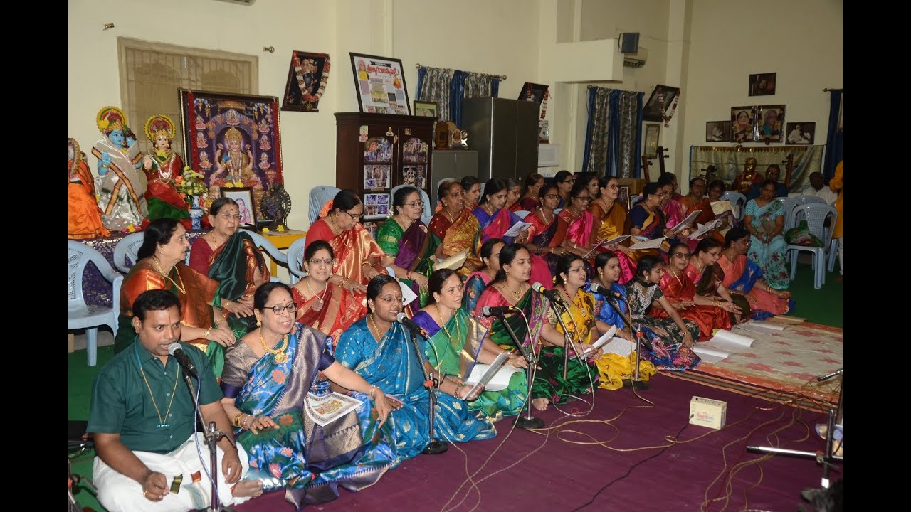 TIRUVEEDHI UTSAVAM & TYAGARAJA PANCHARATNA KRITHIS GOSHTI GANAM