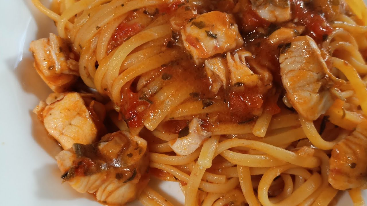 Queste linguine al sugo di pesce sono uno spettacolo 🧏🏼‍♂️ Provatele e non smetterete mai di farle