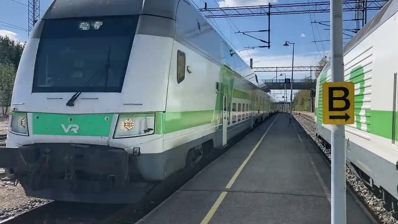 Intercityjen kohtaaminen + vankivaunu