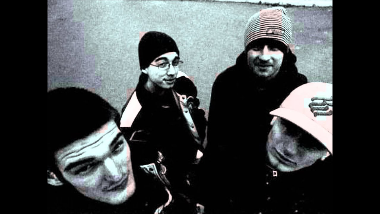 Akkezdet Phiai | Hogy &Uuml;sson (Aza remix)