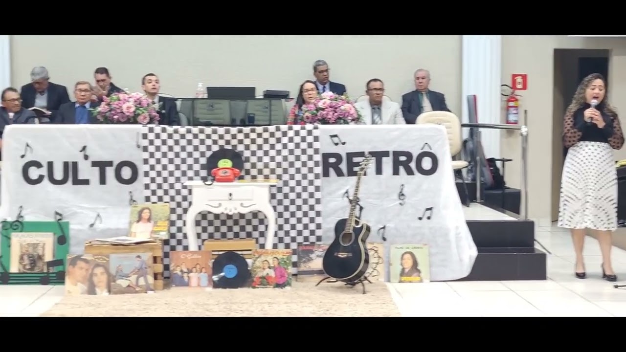 louvores geral /culto retro na Dire&ccedil;&atilde;o dos adolescentes Ef&eacute;sio AD Clarito