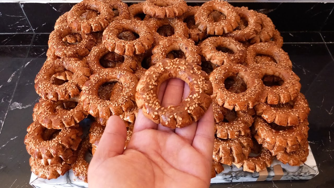 كعك الوجدي نتاع لمحلات لوصفه ليعمرها حشماتني ولي ذاقو يحماق عليه مع سر نجاحه💯 جربيه وردي عليا لخبار💰