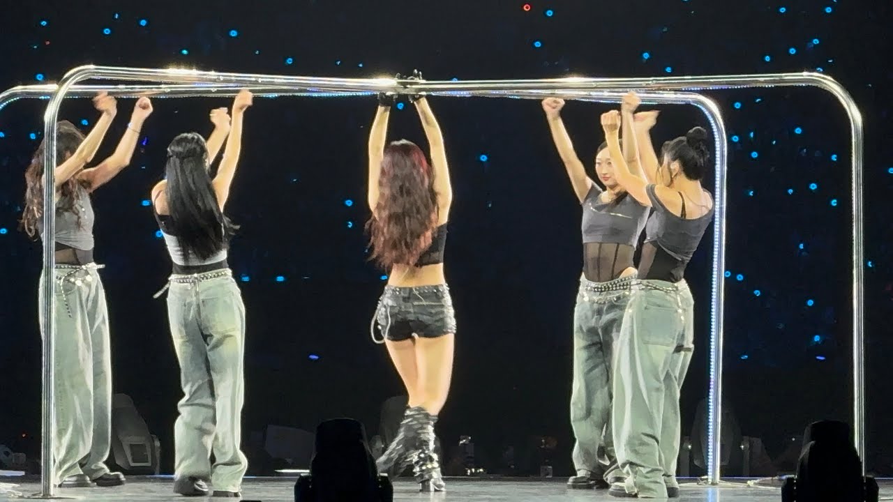 TWICE ＜THIS IS FOR＞ WORLD TOUR IN HONG KONG (DAY 2) 