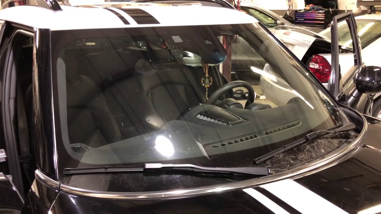 Momento M6 Dash Camera