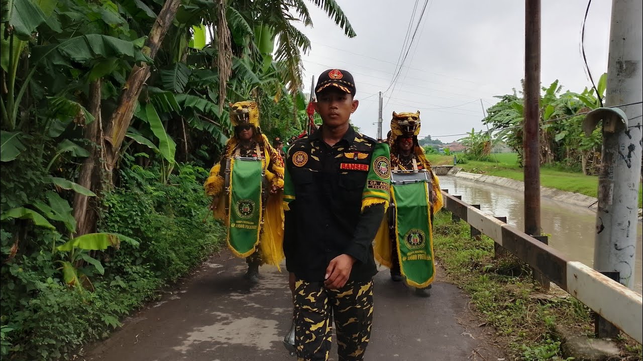 Corps Drumband GP.ANSOR PECABEAN , pawai Ta'aruf TPQ & MDTU RAUDLOTUL MUBTADI'IN DUKUHMALANG 